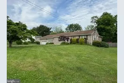 258 W 5th Avenue, Trappe, PA 19426 - Photo 2