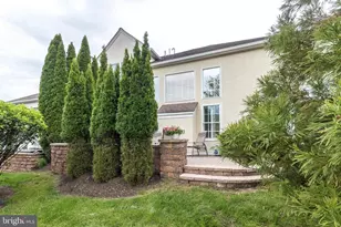 295 Goldenrod Dr, Upper Gwynedd, PA 19446 - Photo 4