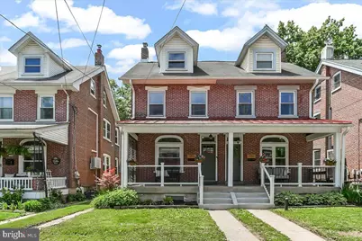 136 Walnut Street, Mont Clare, PA 19453 - Photo 2