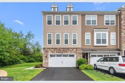 1037 Chapman, Hatfield, PA 19440 - Photo 2