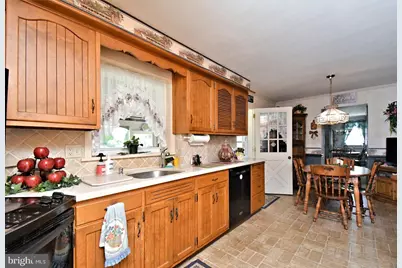 561 Park Avenue, Harleysville, PA 19438 - Photo 16