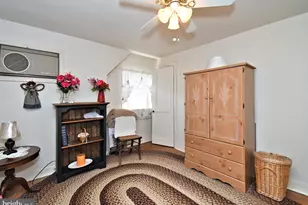 561 Park Ave, Harleysville, PA 19438 - Photo 40