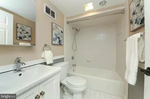 10618 Valley Forge Cir, King of Prussia, PA 19406 - Photo 20