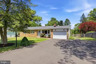 965 Garfield Ave, Lansdale, PA 19446 - Photo 1