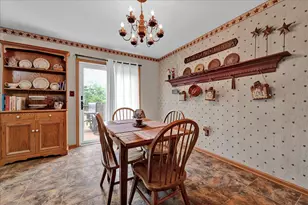 701 Village Green Dr, Gilbertsville, PA 19525 - Photo 10