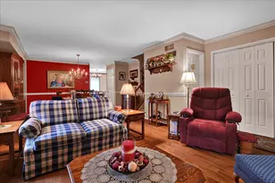 701 Village Green Dr, Gilbertsville, PA 19525 - Photo 6