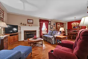 701 Village Green Dr, Gilbertsville, PA 19525 - Photo 4