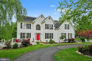 37 Saddleview Dr, Royersford, PA 19468 - Photo 1
