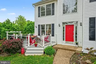 37 Saddleview Dr, Royersford, PA 19468 - Photo 4