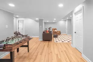 2004 Pleasant Valley Dr, Lansdale, PA 19446 - Photo 24