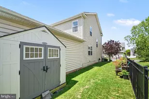 2109 Sunnyvale Dr, Pennsburg, PA 18073 - Photo 32