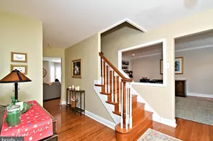 105 Pauline Cir, Lansdale, PA 19446 - Photo 4