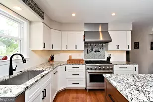 105 Pauline Cir, Lansdale, PA 19446 - Photo 10
