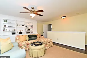 105 Pauline Cir, Lansdale, PA 19446 - Photo 38