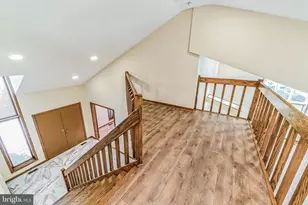 468 Long Ln, Huntingdon Valley, PA 19006 - Photo 4