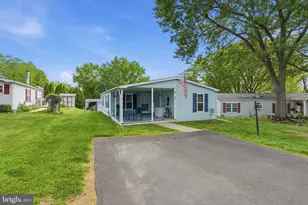 10 Coventry Pl, Souderton, PA 18964 - Photo 1