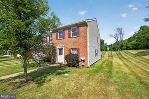 1815 Pennland Ct, Lansdale, PA 19446 - Photo 1