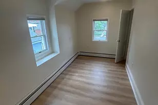 243 Rockglen Rd, Wynnewood, PA 19096 - Photo 10