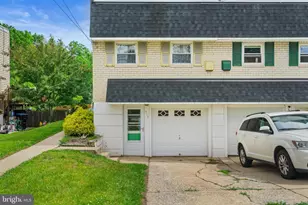 517 Glen Valley Dr, Norristown, PA 19401 - Photo 2