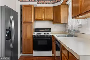 517 Glen Valley Dr, Norristown, PA 19401 - Photo 8