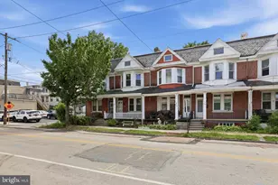 58 E Brown St, Norristown, PA 19401 - Photo 2