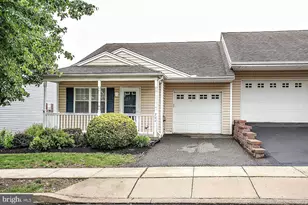 220 W Harmony Dr, Pottstown, PA 19464 - Photo 2