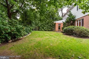 8200 Cadwalader Ave, Elkins Park, PA 19027 - Photo 2