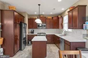 45 Rosy Ridge Ct, Telford, PA 18969 - Photo 10