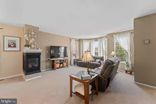 45 Rosy Ridge Ct, Telford, PA 18969 - Photo 6