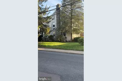 104 W Chestnut Street, Souderton, PA 18964 - Photo 4
