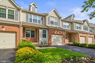 201 Wyncote Ct, Lansdale, PA 19446 - Photo 2