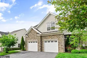 206 Ella Ln, Conshohocken, PA 19428 - Photo 4