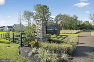 409 Longview Dr, Collegeville, PA 19426 - Photo 4