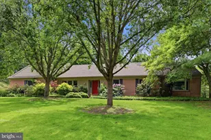 2045 Waller Dr, Huntingdon Valley, PA 19006 - Photo 32