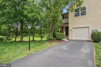 133 Vernon Court, Lansdale, PA 19446 - Photo 2