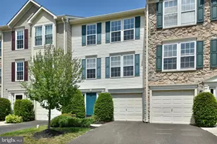 401 Jene Ct, North Wales, PA 19454 - Photo 2