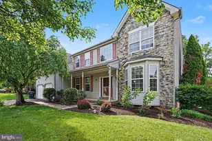 45 Jessica Cir, Schwenksville, PA 19473 - Photo 2