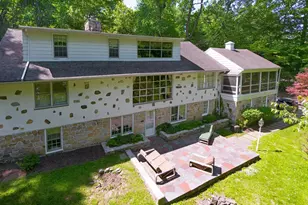 1626 Mt Pleasant Rd, Villanova, PA 19085 - Photo 2
