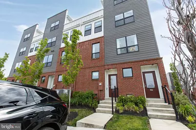 905 Riverplace Drive, Conshohocken, PA 19428 - Photo 2