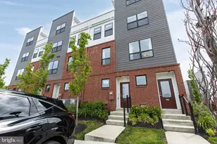 905 Riverplace Dr, Conshohocken, PA 19428 - Photo 2