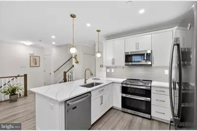 905 Riverplace Drive, Conshohocken, PA 19428 - Photo 6