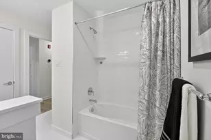905 Riverplace Dr, Conshohocken, PA 19428 - Photo 28