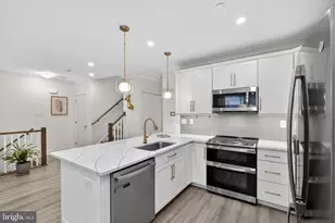 905 Riverplace Dr, Conshohocken, PA 19428 - Photo 12