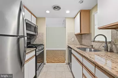 100 West Avenue #309W, Jenkintown, PA 19046 - Photo 6