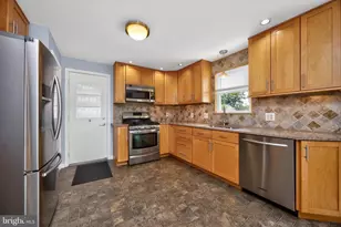 318 Northview Ave, Telford, PA 18969 - Photo 8