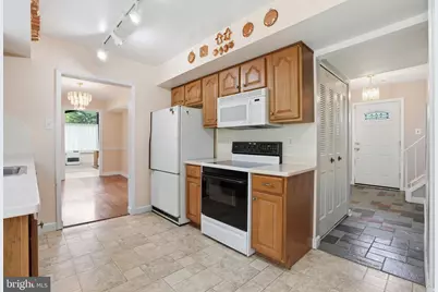 2049 Hawthorne Lane, Hatfield, PA 19440 - Photo 12