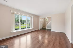 2049 Hawthorne Ln, Hatfield, PA 19440 - Photo 4