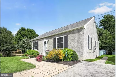 354 W Church Road, King of Prussia, PA 19406 - Photo 2