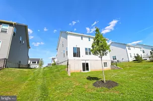 405 Chestnut Wy, King of Prussia, PA 19406 - Photo 8