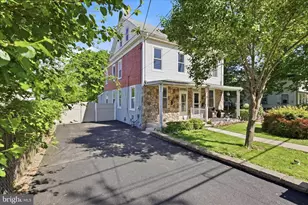 316 Elm Ave, North Wales, PA 19454 - Photo 2